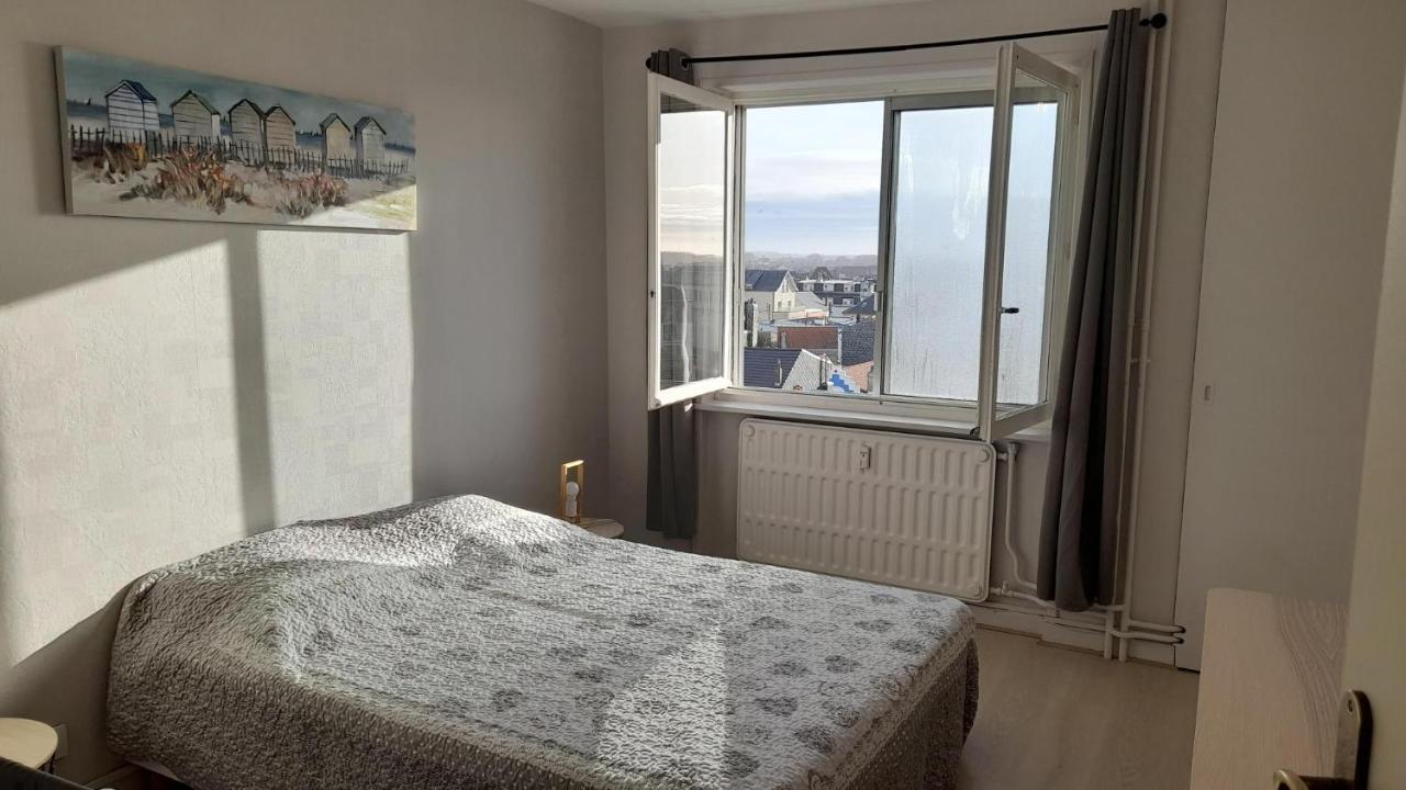 Berck: Front De Mer Avec Vue Sur La Plage Exterior photo